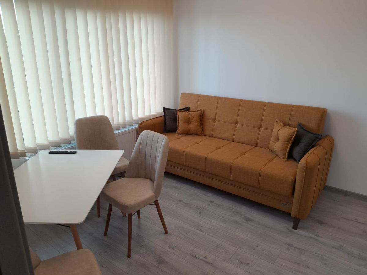 Apartament 3 Camere, Targu Neamt Et4 Exterior photo